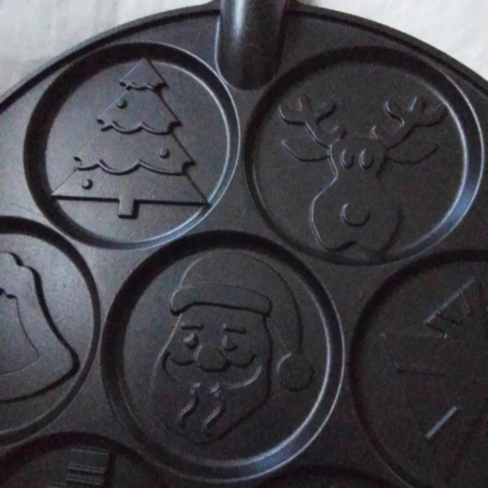 Nordic Ware seven round